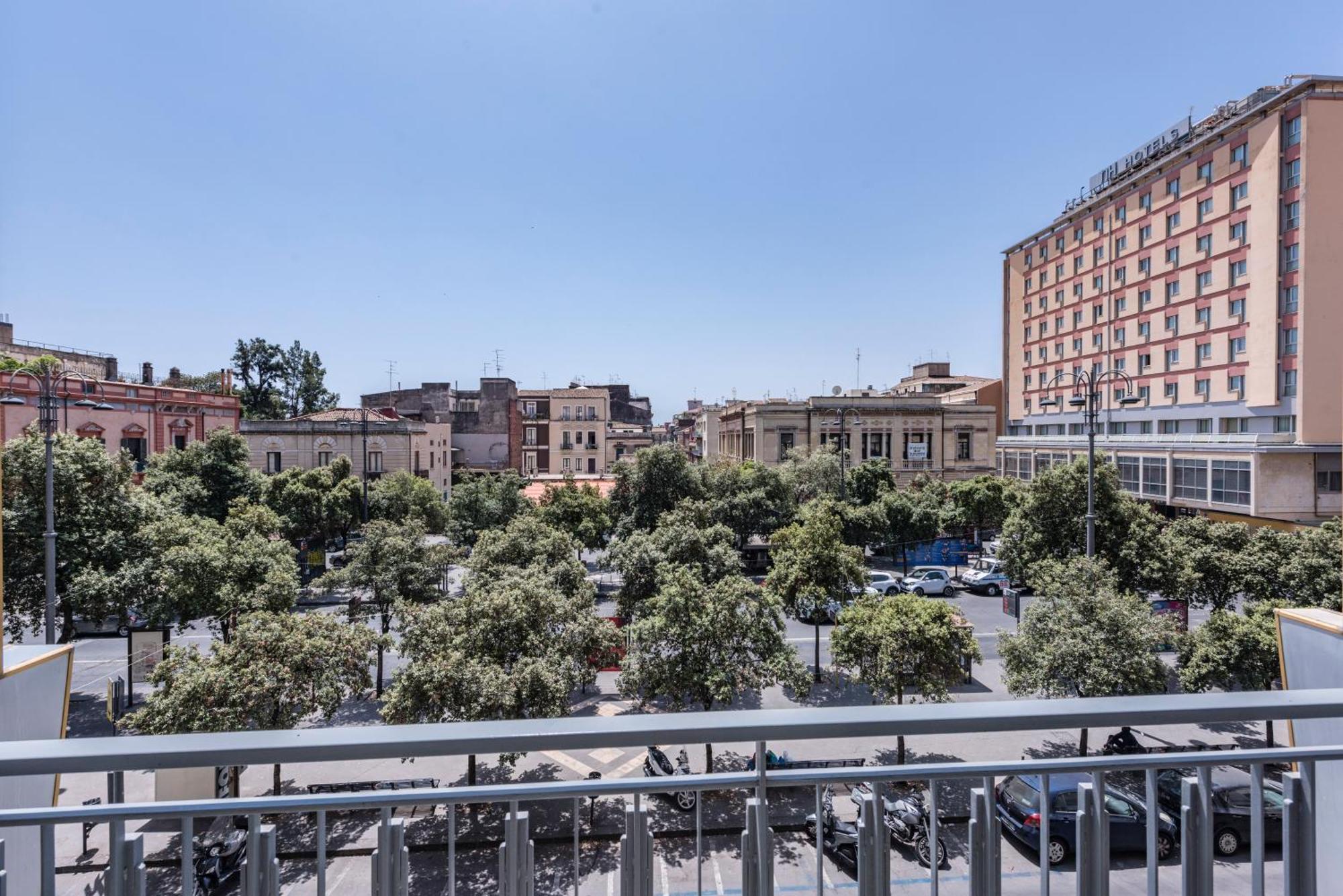 Ferrini Home - Suites Catania Exterior foto